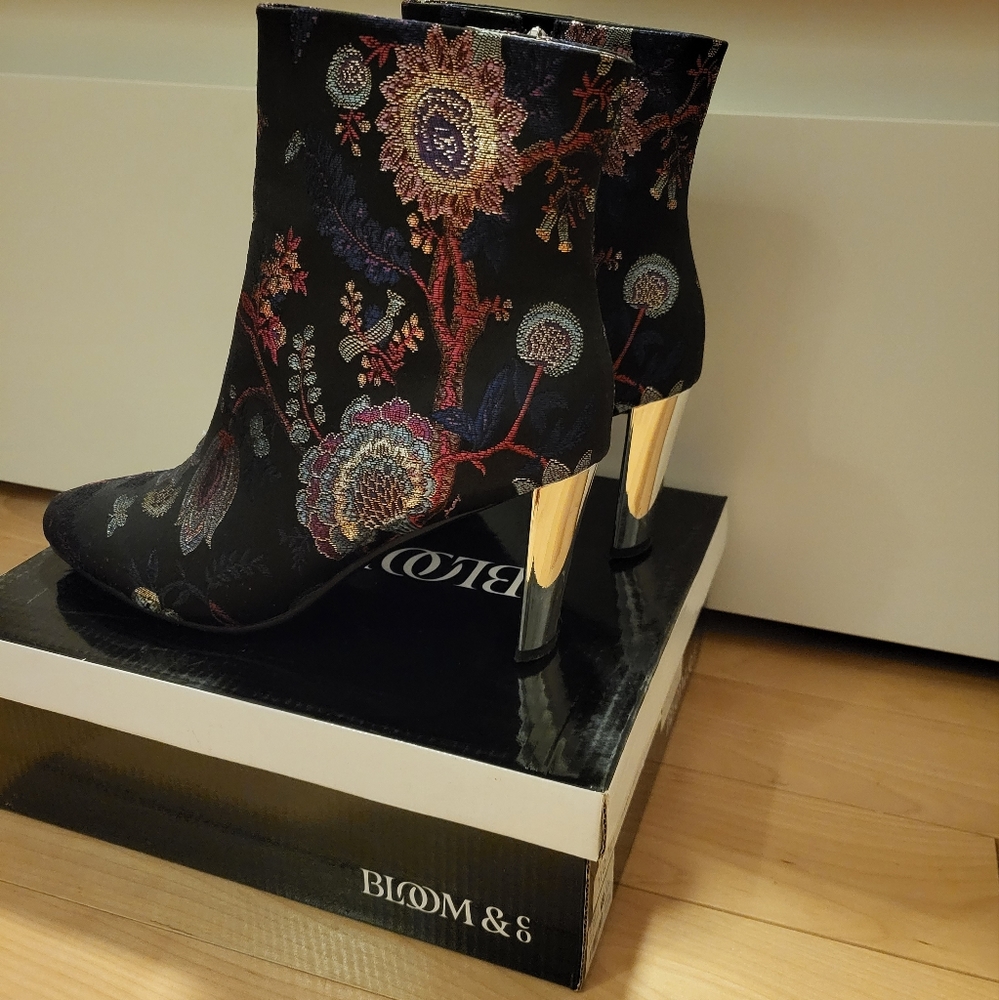 Ankle boots
